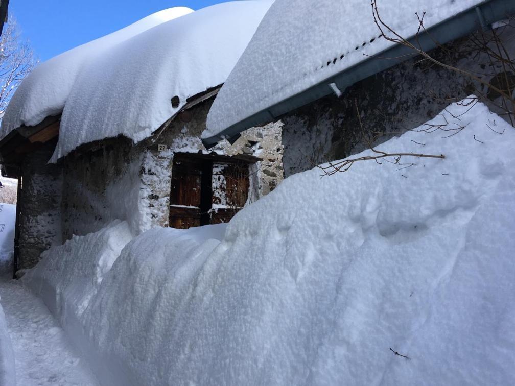 B&B L'Abric - Centro Storico Di Limonetto Limone Piemonte Eksteriør billede