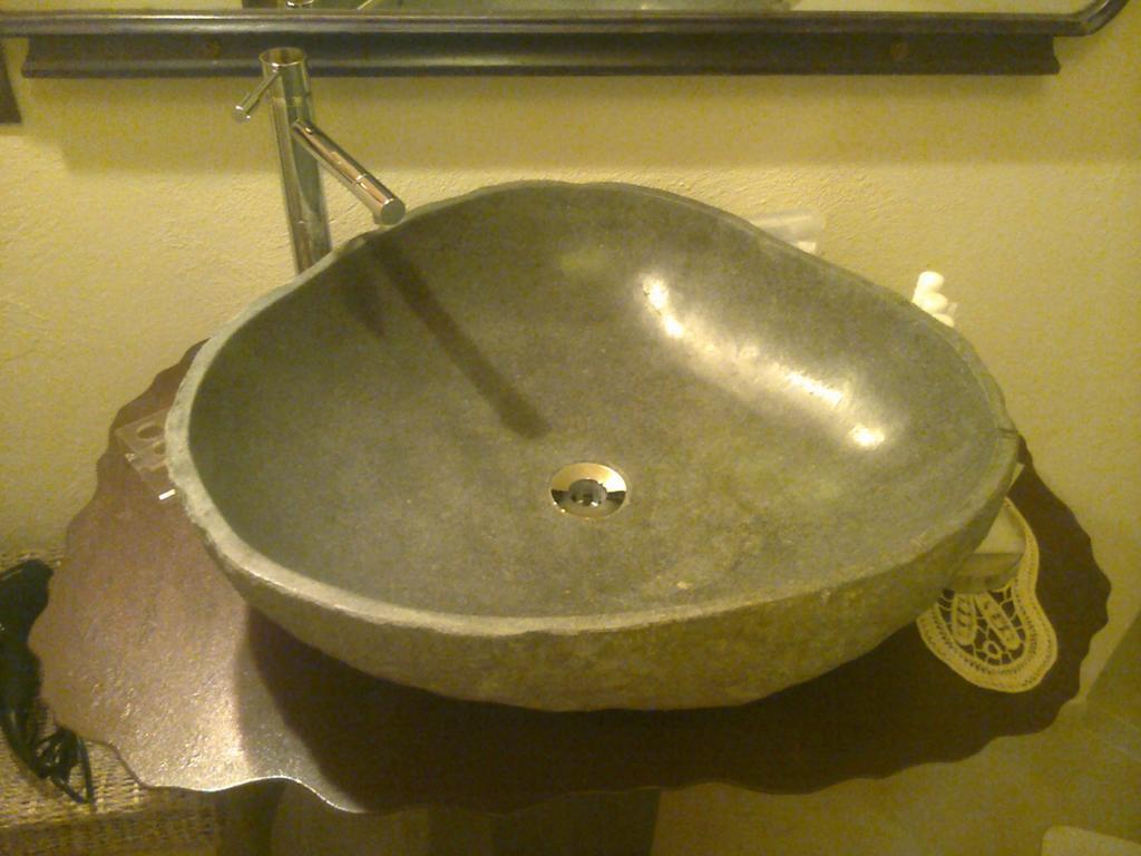 B&B L'Abric - Centro Storico Di Limonetto Limone Piemonte Værelse billede