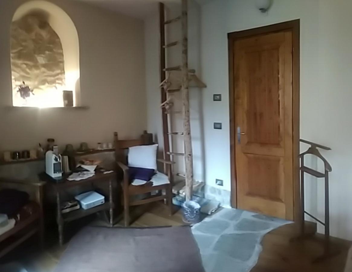 B&B L'Abric - Centro Storico Di Limonetto Limone Piemonte Eksteriør billede